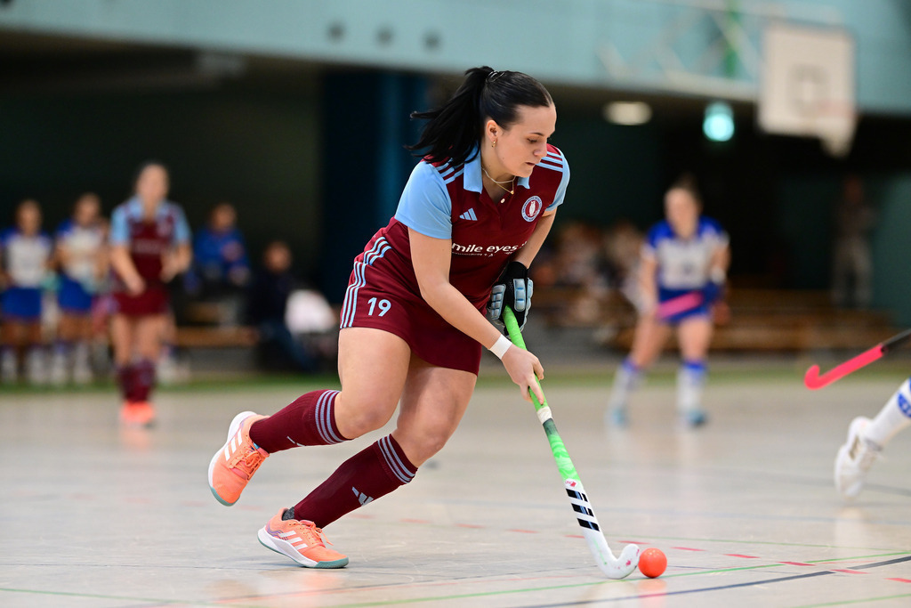 Hockey I Frauen I Halle 2024-2025 I 1. Bundesliga Nord I 7. Spieltag I Großflottbeker THGC - UHC Hamburg I 033266 | Der Sportfotograf. - Realisiert mit Pictrs.com