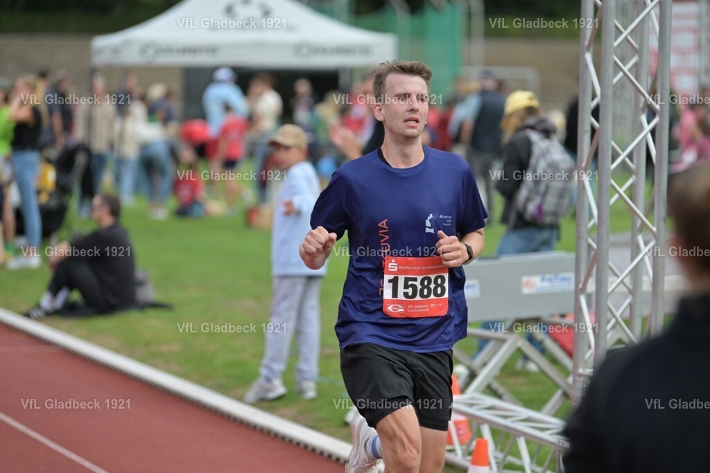 2026-08-23_Sparkassenlauf_10KM_KH_000694 | Die Fotografen - Realisiert mit Pictrs.com