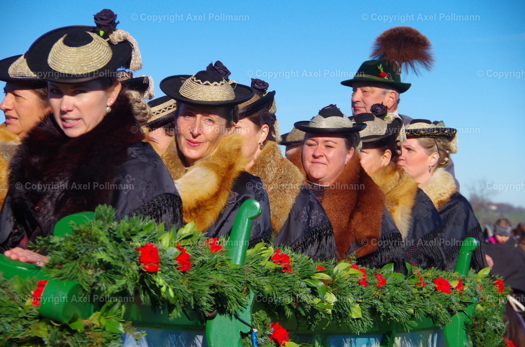 IMGP7545 | fotografiert von Axel PollmannLeonhardi Wallfahrt Benediktbeuern und Murnau, Fronleichnam, Fasching, Landschaft im Loisachtal und Benediktbeuern  - Realisiert mit Pictrs.com