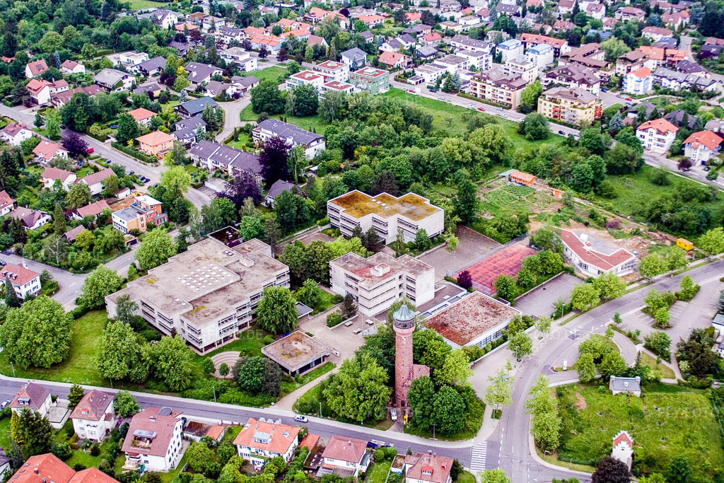 Luftbild: Schulgebäude des Gymnasium Reuchlin-Gymnasium Pforzheim im Ortsteil Südweststadt in Pforzheim im Bundesland Baden-Württemberg in Deutschland. Foto: IMG_2477.jpg vom 05.06.2006 durch Werner Riehm/FLY-FOTO.de