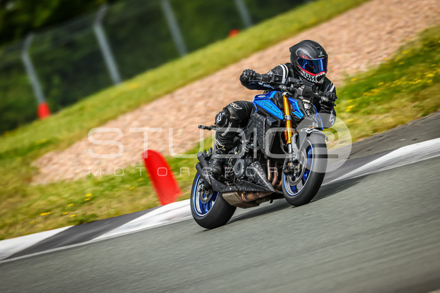 0580-260606BB-022_580 | Deine Full-Service-Agentur für ✔️Videoproduktionen und ✔️Motorsportfotografie Jetzt Angebot anfragen!