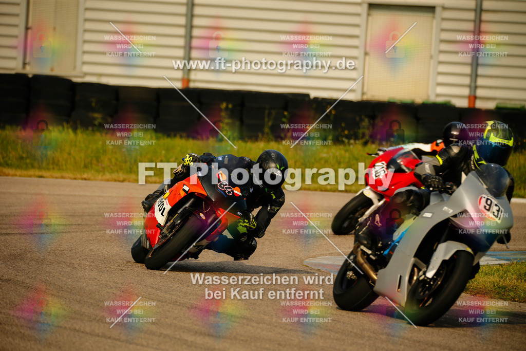 _MOT5134 | Hier findet Ihr Bilder von Touristenfahrten auf der Nürburgring Nordschleife oder von anderen Veranstaltungen die ich besucht habe. Viel Spass beim Durch Schauen 