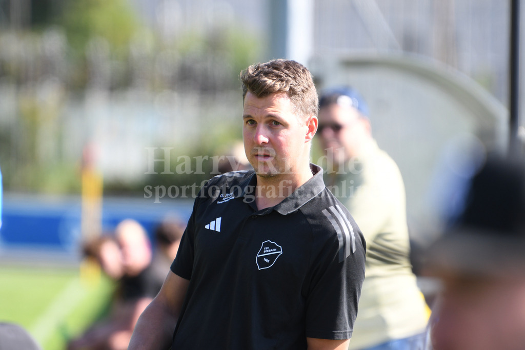 TSV Seebach : FC AmbergSpVgg GW Deggendorf : TSV Karpfham | Manuel Ebner (Teammanager TSV Seebach) - Realisiert mit Pictrs.com