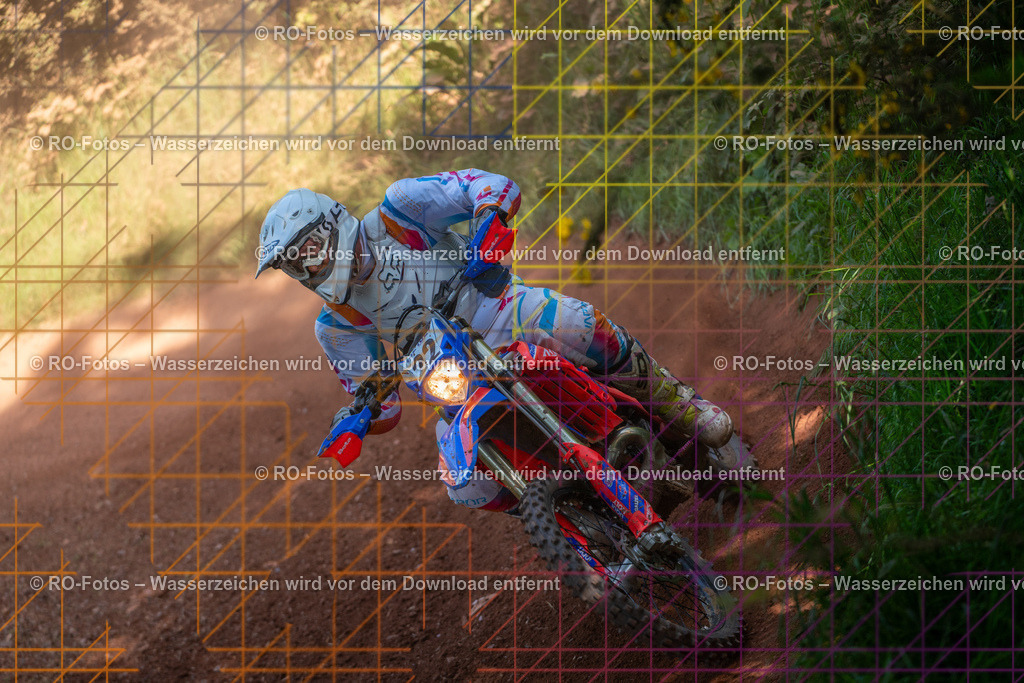 Wolfshausen 3 Lauf -862 | Sportfotografie von RO-Fotos: Motorsport, Motocross, Enduro, Laufveranstaltungen und Triathlon. Professionelle Fotos von Sportlern und Events. - Realisiert mit Pictrs.com