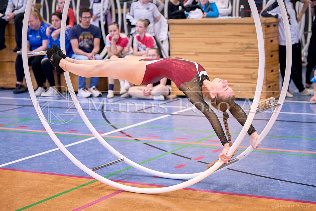 C-DSC00165 | Professionelle Sportfotografie in Hamburg, Schleswig-Holstein und Niedersachsen – spezialisiert auf Rhönrad, Geräteturnen, Leistungsturnen und rhythmische Sportgymnastik. Bundesweite Begleitung von Rhönrad-Events. Jetzt Sport-Fotos - Realisiert mit Pictrs.com