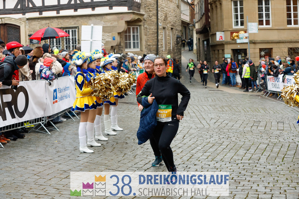 5km Roewisch Wohnbau Cup | 3 Koenigslauf 2024 5km Roewisch Wohnbau Cup - Realisiert mit Pictrs.com