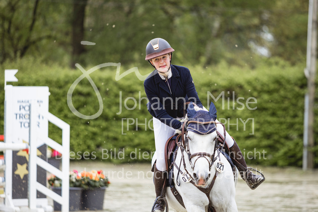 240426_Olfen-Vinnum_PonyTrophy-214 | Deine schönsten Turniermomente als professionelle Fotos! Entdecke hochwertige Pferdesport-Fotografie im Online-Shop. Jetzt Fotos finden & bestellen!