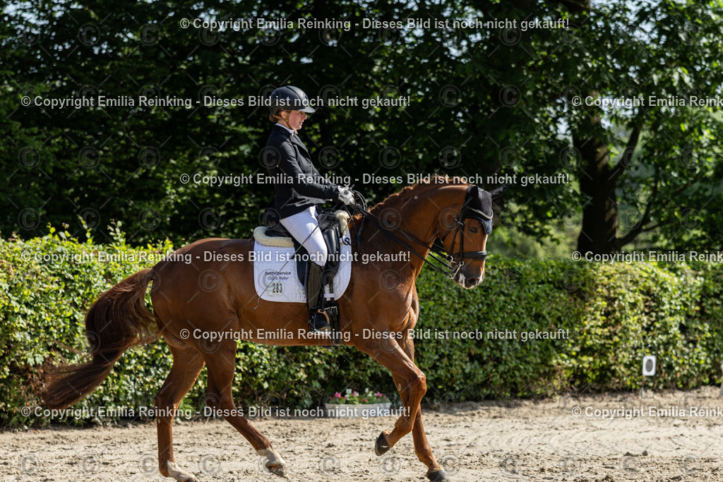 CL5A7433 | Emilia Reinking Fotografie - Realisiert mit Pictrs.com