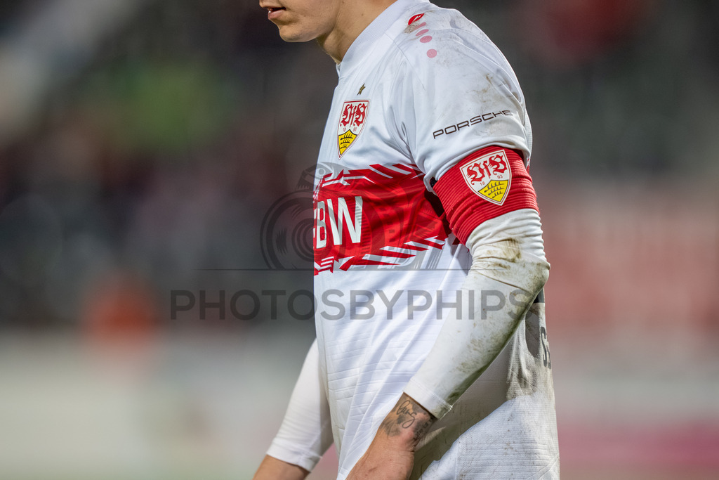 VfB Stuttgart II vs. FC Energie Cottbus, Fussball, 3.Liga, 27. Spieltag, Saison 2025/2026, 03.03.2026 | Nicolas Sessa (VfB Stuttgart II, #10),VfB Stuttgart II vs. FC Energie Cottbus, Fussball, 3.Liga, 27. Spieltag, Saison 2025/2026, 03.03.2026Foto: photosbyphips/Philip Ziegler