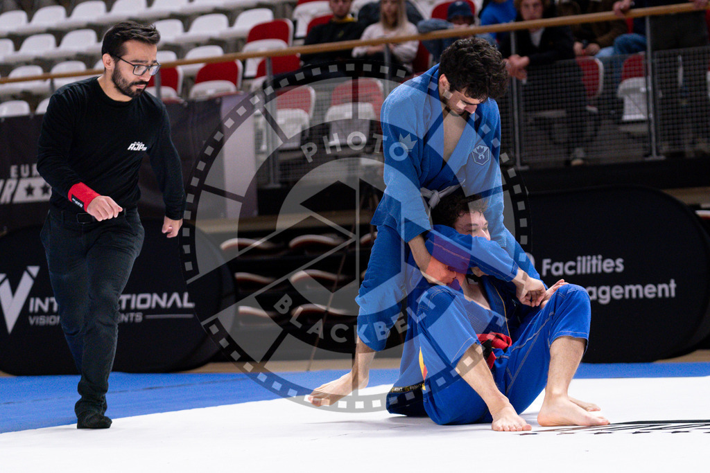 20241013PBB5689 | Athletes compete during the AJP Tour Europe Continental Jiu-Jitsu Amateurs & Masters Championship on October 13, 2024 in Almere near Amsterdam, Netherlands. © Chiara Dazi / photoblackbelt