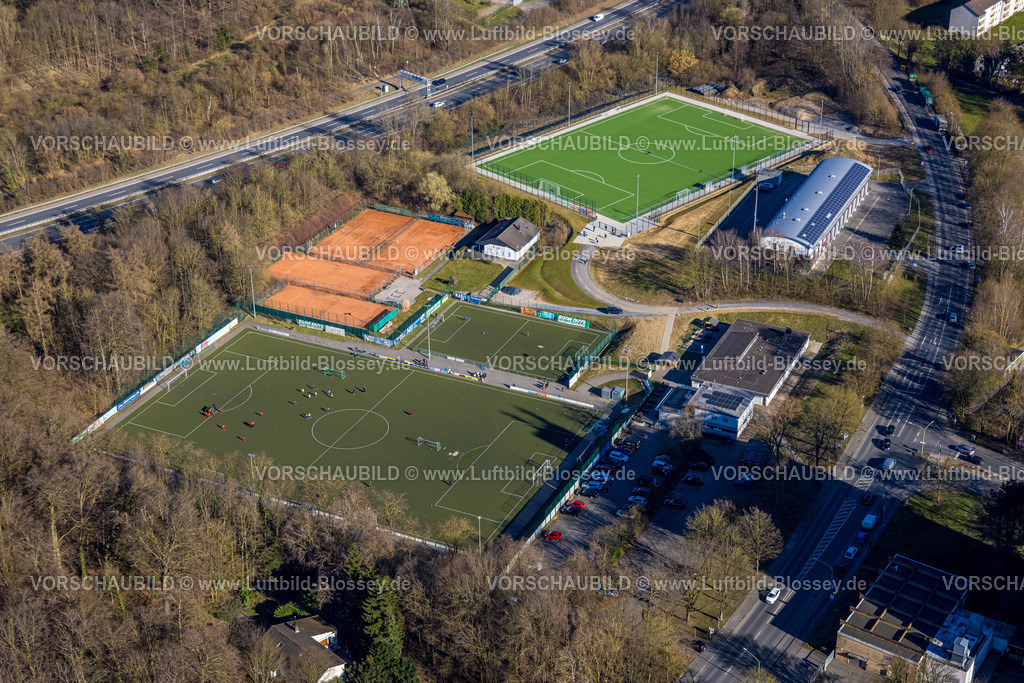 Hagen250302749 | Luftbild, Bezirkssportanlage Emst, Tennisplätze Tennisclub TC Concordia Hagen e.V. und Fußballstadion Sportclub Concordia Hagen 1967 e.V. und SpVg Hagen 1911, Gerätehaus Freiwillige Feuerwehr Eilpe-Delstern, Emst, Hagen, Ruhrgebiet, Nordrhein-Westfalen, Deutschland