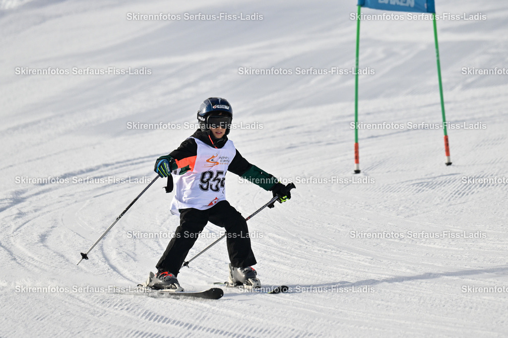 SRS_19.12.2025_0183 | SRS_19.12.2025_0183 - Realisiert mit Pictrs.com