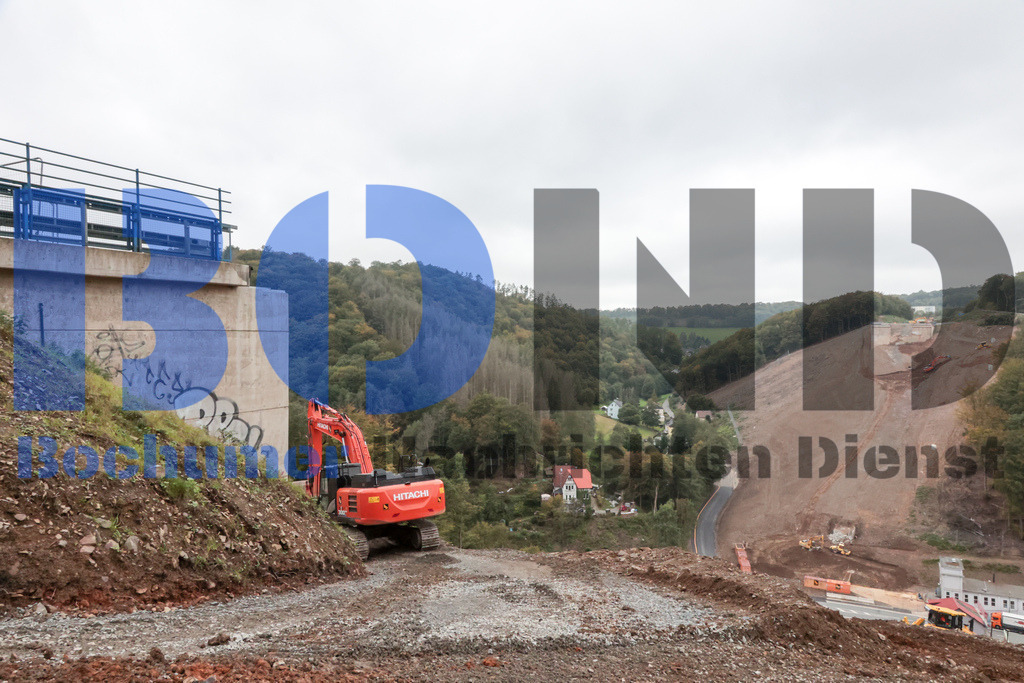  05.10.2023 - 
 | Sebastian Sendlak / Bochumer Nachrichtendienst (BOND) - Bochum AllgemeinStartsignal für den Neubau der Talbruecke Rahmede  - Realisiert mit Pictrs.com