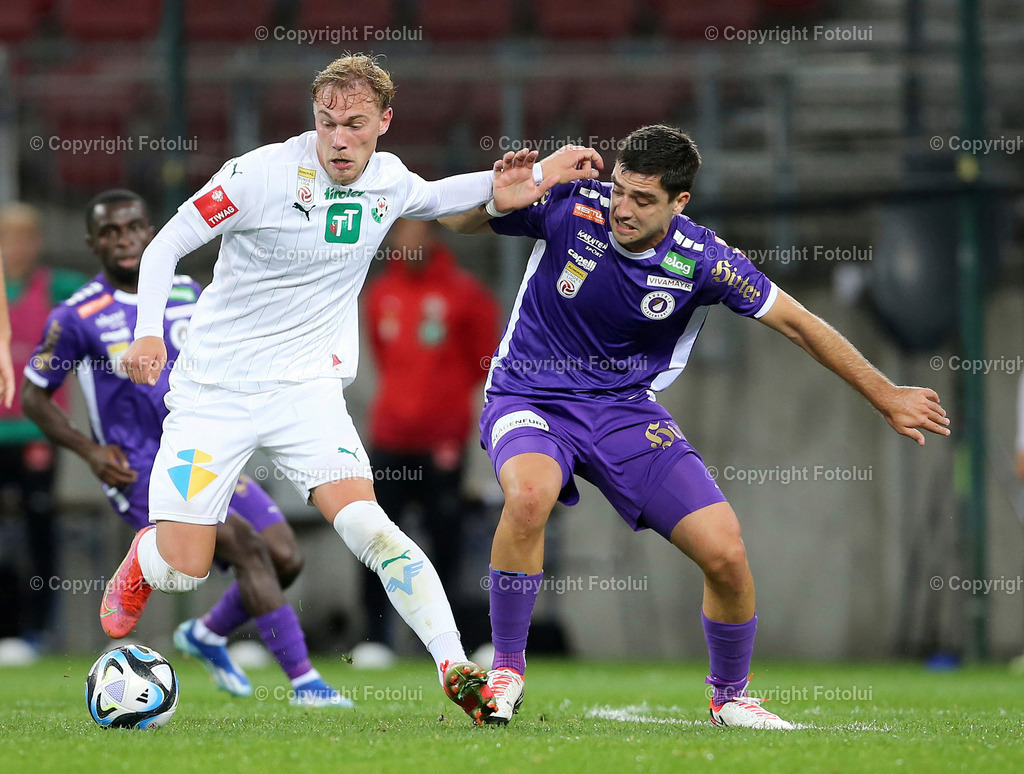 A_LUI_281023_10 | SPORT,FUSSBALL,ADMIRAL BUNDESLIGA AUSTRIA KLAGENFURT-WSG TIROL 28.10.2023
IM BILD: SANDI OGRINEC  (WSG) UND NIKOLA DJORIC  (KLAGENGURT)FOTO: FOTOLUI