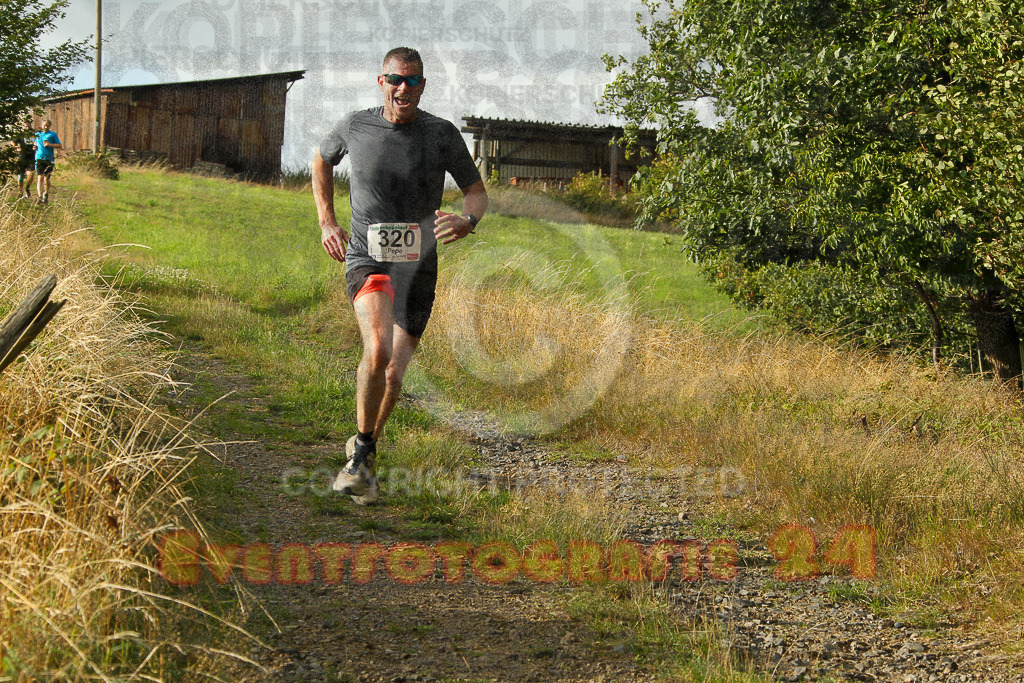 250801_1904_EV4_7994 | Sportfotografie im Rhein-Sieg Kreis, Köln, Bonn, NRW, Rheinland Pfalz, Hessen, etc. Unser Tätigkeitsfeld umfasst den Laufsport vom Volkslauf über den Marathon, Duathlon, Triathon bis zum Ultralauf wie Kölnpfad Ultra oder Schindertrail.