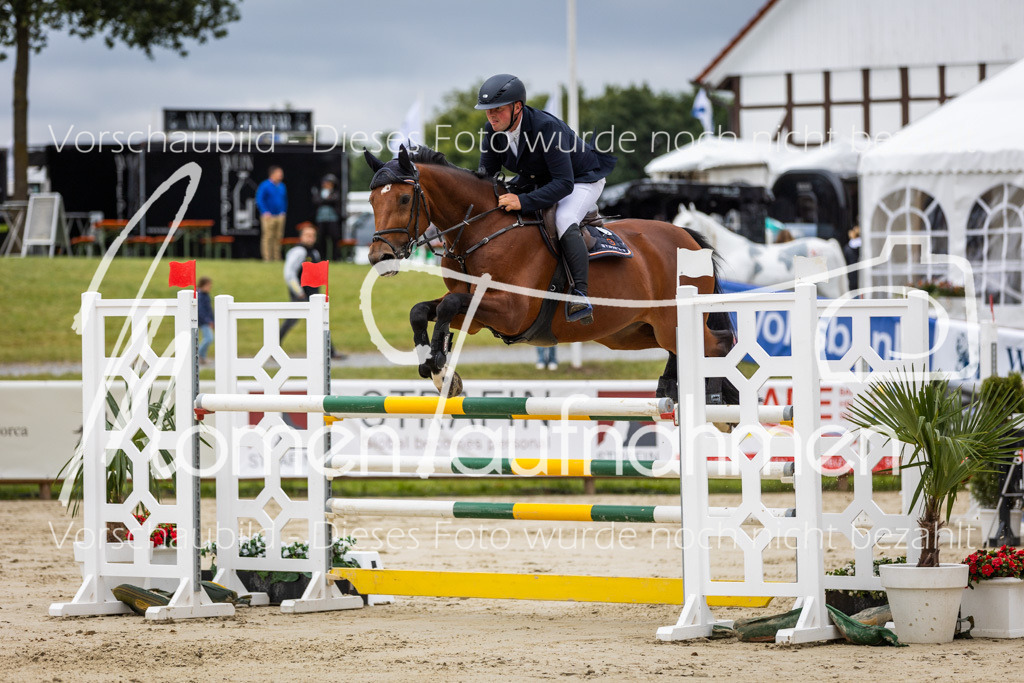 BHO-2PhSpr-M-5-2291 | MomenTaufnahmen Pferdesportfotos