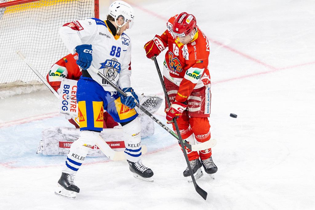 EHCB vs EVZ 20260227_WB-6955 | Sportbilder, Sportfotograf, Hochzeits- und Eventfotografin, Flugshows, Portraits und Tiershooting, Aviation, Downhill, Nationalleague, Swissleague, International