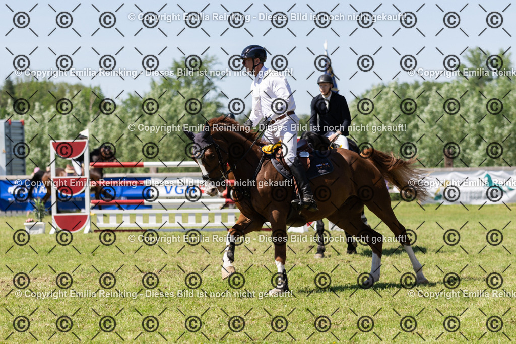 CL5A1302 | Emilia Reinking Fotografie - Realisiert mit Pictrs.com