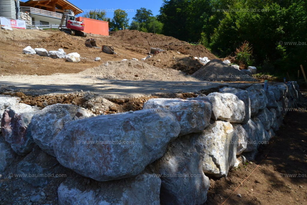 bib-lg02-erdarbeiten-0063 | Nach LV-Leistungsgruppen sortierte Detailfotos über den Bau eines Hauses. Alle Hausbau-Bilder direkt vom Urheber und Autor der Website Haus-Selber-Bauen.com