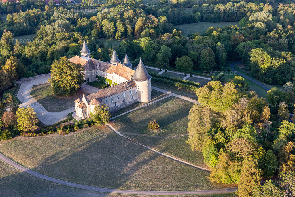 Luftbild: Chateau de Bourlémont in Frebécourt im Bundesland Vosges in Frankreich. Foto: IMG_118318.jpg vom 15.09.2019 durch Werner Riehm/FLY-FOTO.de
