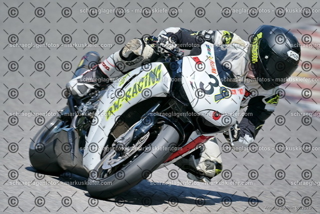 25bt04-0601 | markuskiefer.com - Realisiert mit Pictrs.com