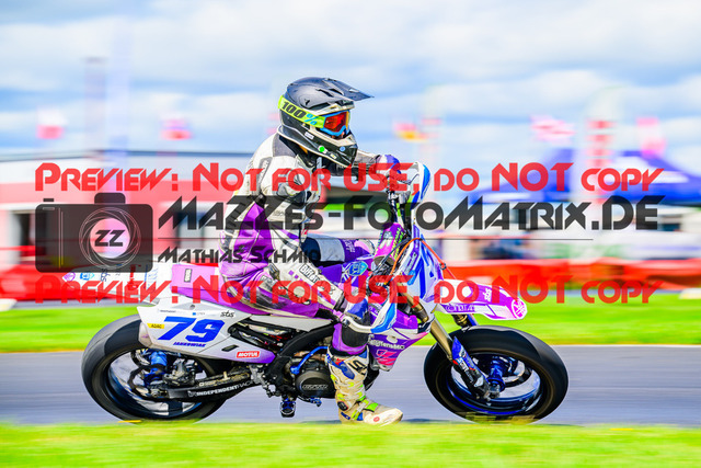 MaZZes_FotoMatrix_240713_6021986_6867 | S3