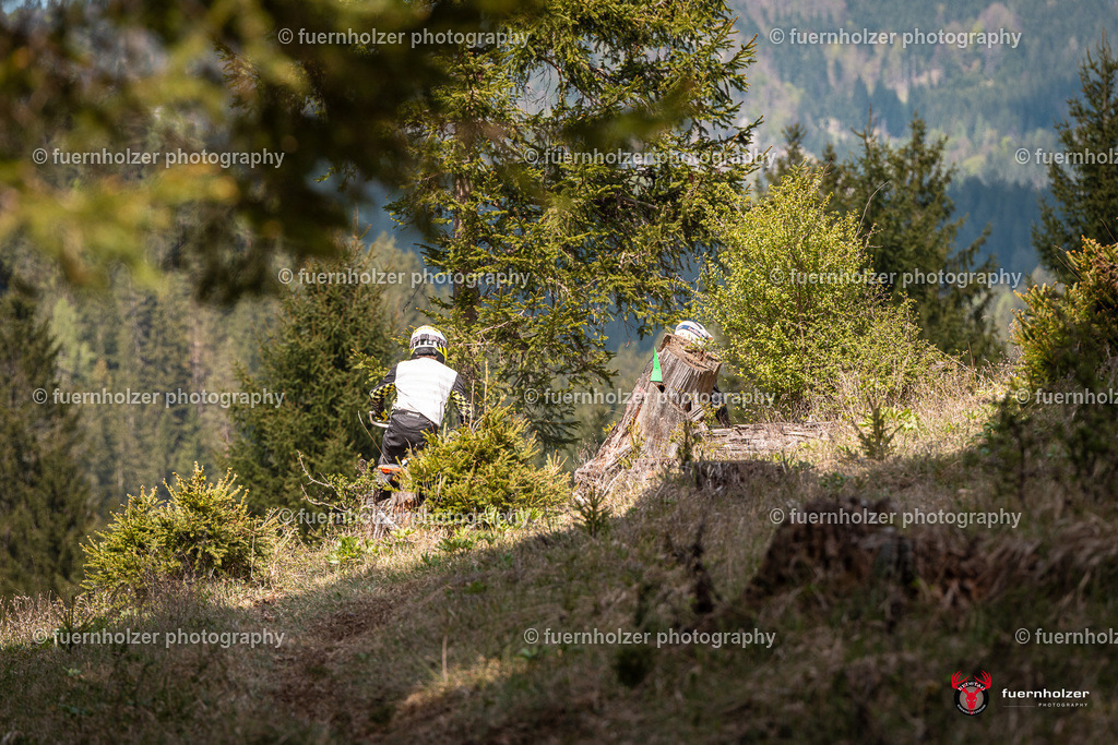 fuernholzer_250501-C2-257 | Fotografische Impressionen von der Red Stag Enduro Extreme by fuernholzer-photography.com. Endurosport in Österreich fotografisch festgehalten von fuernholzer. Auftragsfotografie für Private, Gewerbefotos und Industriefotografie. Eventfotografie, Sportfotografie und Motorsportfotografie. Anbieter von Fotoworkshops, Fototraining, fotografischen Vorträgen und Fotoseminaren.