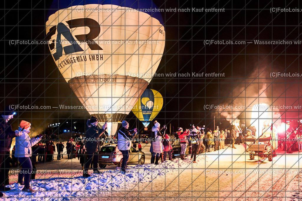 ALP5010_Nacht der Ballone_Gaminger Oetscherteufeln | NACHT DER BALLONE in Lackenhof am Ötscher, Sa 28. Dezember 2024.Mit einer Schauübung der Bergrettung Lackenhof, dem Ballonclub Ötscherland und den Gaminger Ötscherteufeln unter Zusammenarbeit mit der FF Lackenhof, dem Musikverein, dem Pensionistenverband, dem CampingClub, der Schirmbar und Konditorei Czihak, der Fuchswaldhütte und der Pizzeria Venezia, die für die Verköstigung sorgten, sowie der Ötscherliftgesellschaft, der Gemeinde Gaming und dem Ötscher-Tourismusverband.