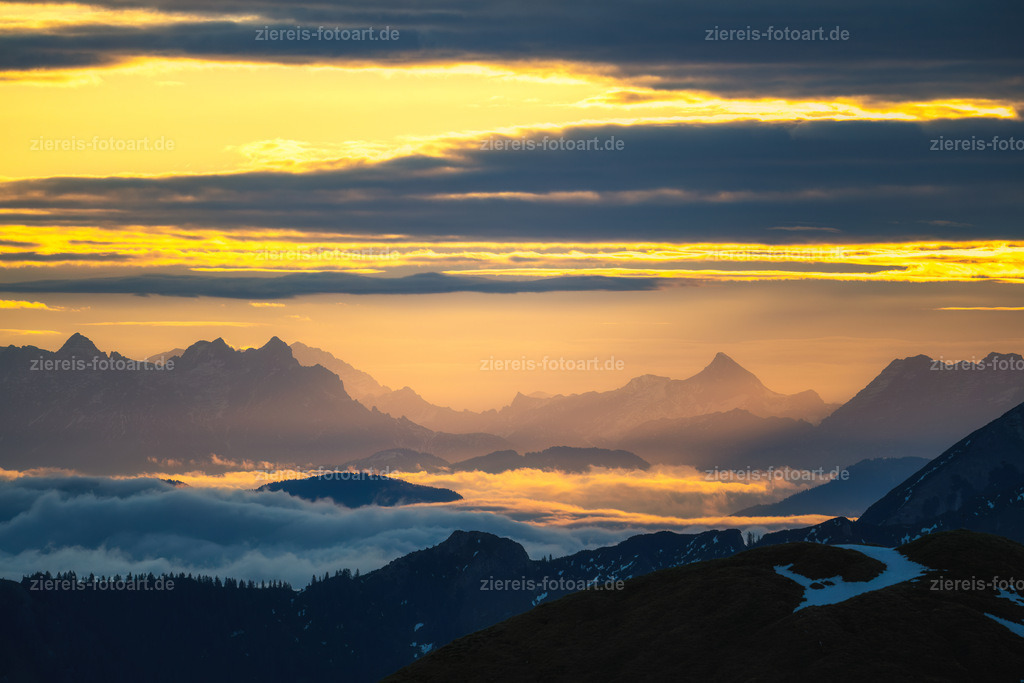 Wolkenstimmung im Karwendel | Wolkenstimmung im Karwendel - Realisiert mit Pictrs.com