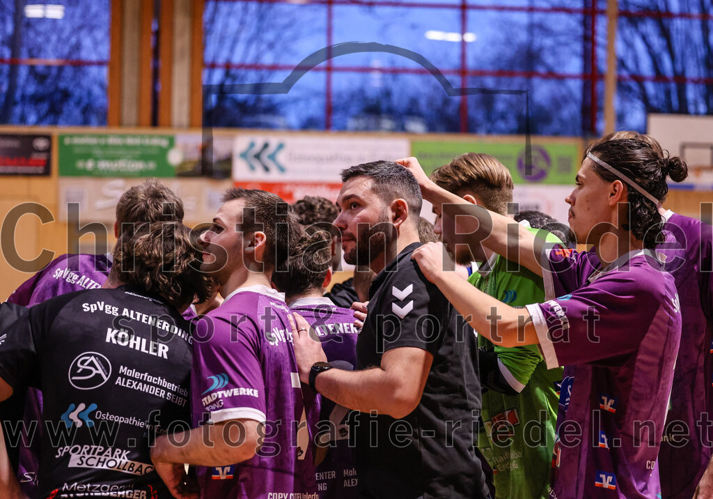 2024-12-14_061_SpVgg_Altenerding_gegen_MTV_Pfaffenhofen | Erding, Deutschland, 14.12.2024:Handball, Bezirksoberliga Männer 2024 / 2025, 10. Spieltag, SpVgg Altenerding gegen MTV Pfaffenhofen, Endergebnis: 32:30Foto: Christian Riedel / fotografie-riedel.net