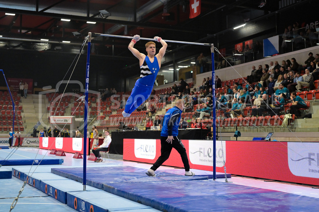 Schweizer Meisterschaften Kunstturnen Mannschaften Männer (B) - 22. November 2025 | Schweizer Meisterschaften Kunstturnen Mannschaften Männer (B)AXA Arena, WinterthurBild: Sportfotografie Markus Aeschimann | www.markus-aeschimann.ch - Realisiert mit Pictrs.com