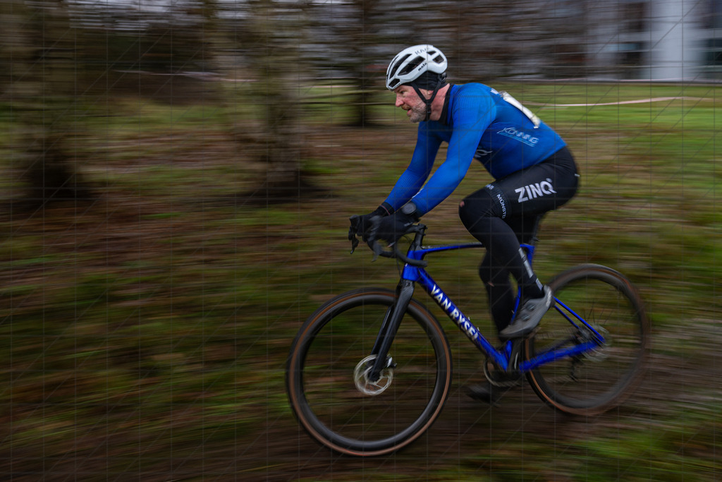 26. Stadler Weser-Ems Cup 2025/2026 - Silvestercross Melle | 31.12.25: 26. Stadler Weser-Ems Cup 2025/2026 - Silvestercross Melle / Melle / Deutschland  //   CREDIT:www.bullenfotos.de, Martin König, Hörner Weg 40, D-49078 Osnabrück, +4917663732967 // Nutzung und Weitergabe nur zu den vereinbarten Zwecken. Presseanfragen an Ersteller. Alle Rechte beim Ersteller. Honorierung nach MFM. - Realisiert mit Pictrs.com