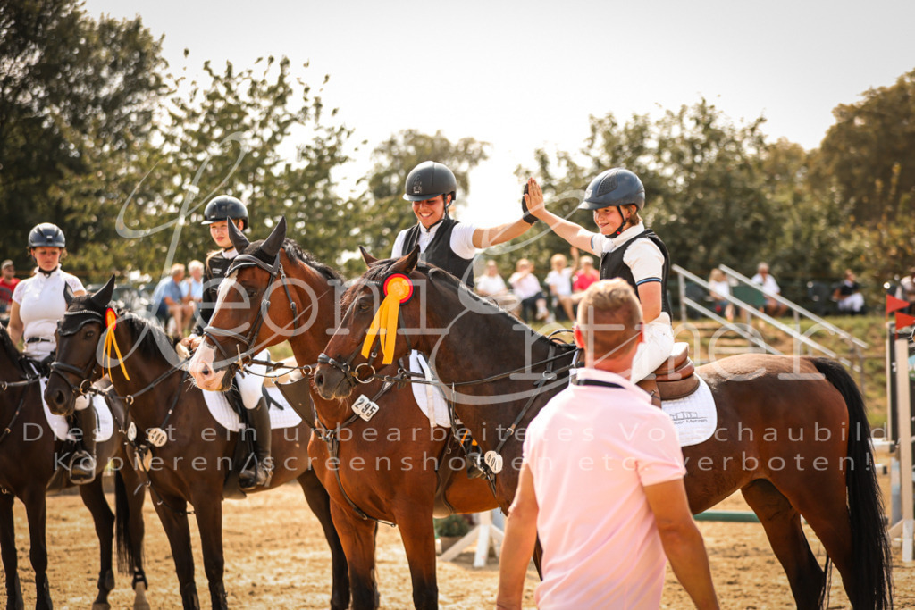 27.SaSpMA00280 | Leoni Ertmer Photography - Realisiert mit Pictrs.com