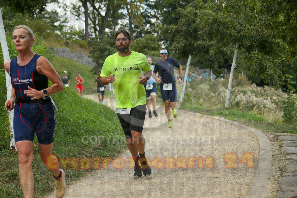 250824_1354_EX1_4201 | Sportfotografie im Rhein-Sieg Kreis, Köln, Bonn, NRW, Rheinland Pfalz, Hessen, etc. Unser Tätigkeitsfeld umfasst den Laufsport vom Volkslauf über den Marathon, Duathlon, Triathon bis zum Ultralauf wie Kölnpfad Ultra oder Schindertrail.