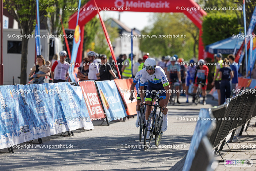 112_VJ__5633 | Neusiedlersee Radmarathon 2026@sportshot_your_pictrs #yourpictures#roadtowm2029 #nrm #neusiedlerseeradmarathon #neusiedlersee #neusiedlerseetourismus #burgenland #mörbisch #nrm26 #burgenlandtourismus #voglundco #poweredbyburgenlandtourismus #radsport #rad #marathon #ucigranfondo #visitburgenland #ucigranfondoworldseries