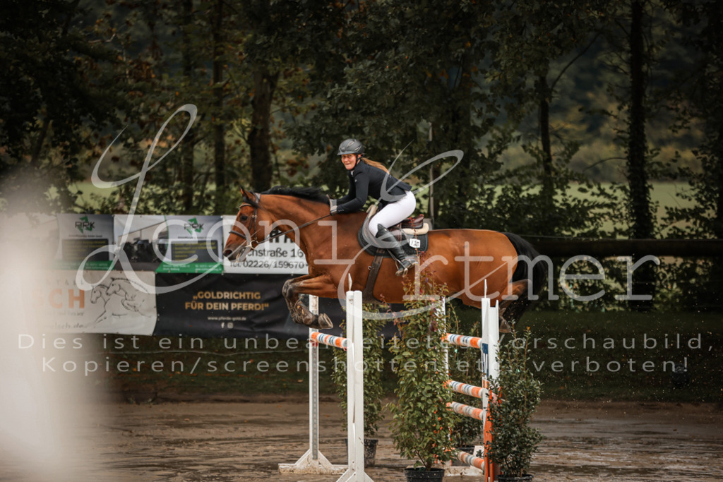 06.FrSpS100037 | Leoni Ertmer Photography - Realisiert mit Pictrs.com