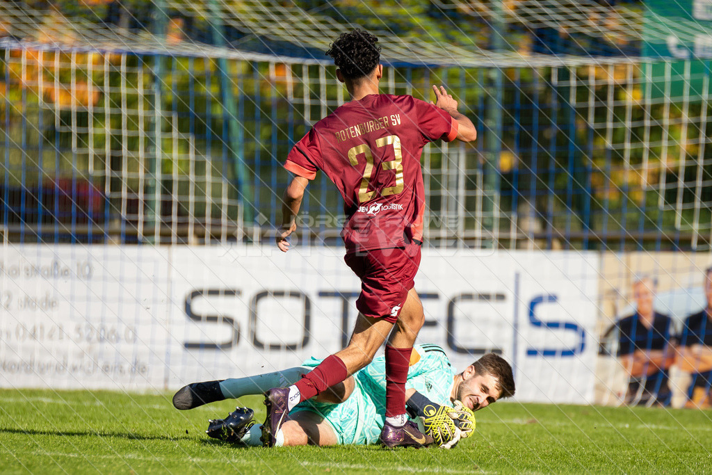 20250928_Picselweb-Fotografie_1R3_1664 | Spielszenen aus dem Spiel VfL Güldenstern Stade - Rotenburger SV. Ergebnis 0:3 - Realisiert mit Pictrs.com