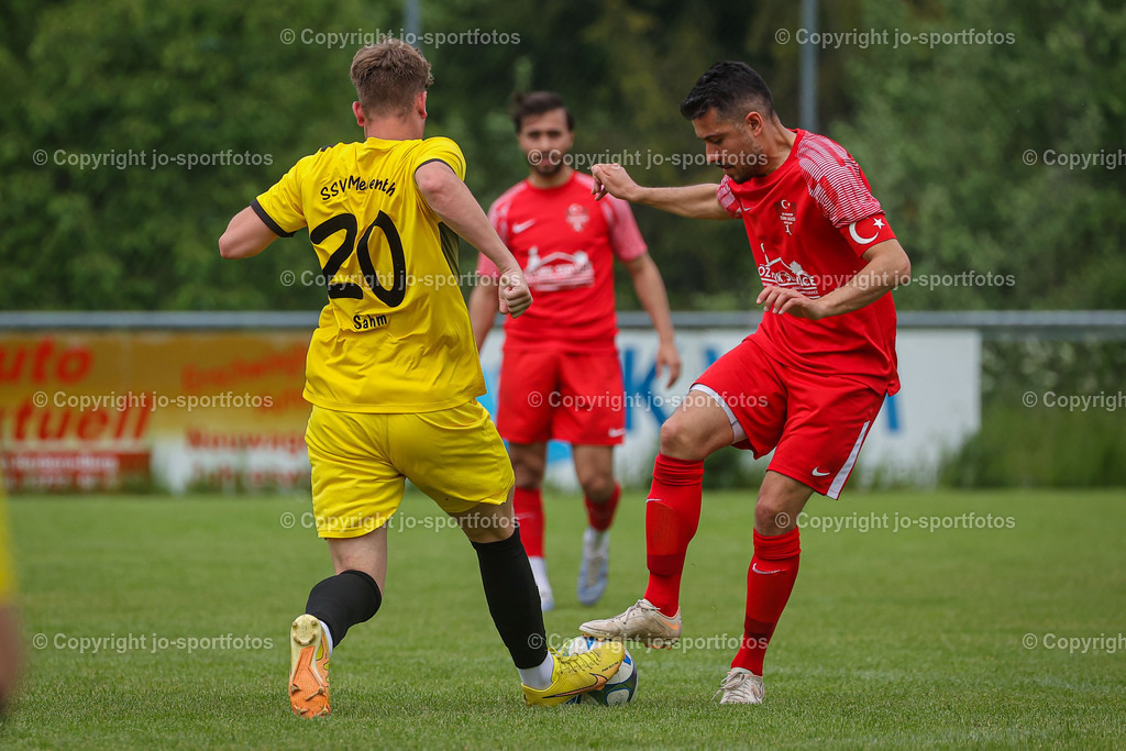 BQ3I7334 | 21.05.2023; Kreisoberliga West; Rasenplatz Medenbach; SSV Medenbach - SG Türk-Ata/Türkgücü Wetzlar; Ergebnis: 1:2 (1:0)