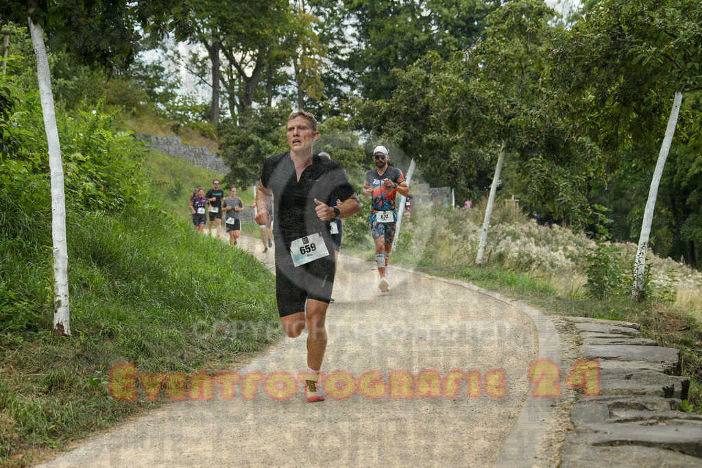 250824_1422_EX1_5978 | Sportfotografie im Rhein-Sieg Kreis, Köln, Bonn, NRW, Rheinland Pfalz, Hessen, etc. Unser Tätigkeitsfeld umfasst den Laufsport vom Volkslauf über den Marathon, Duathlon, Triathon bis zum Ultralauf wie Kölnpfad Ultra oder Schindertrail.