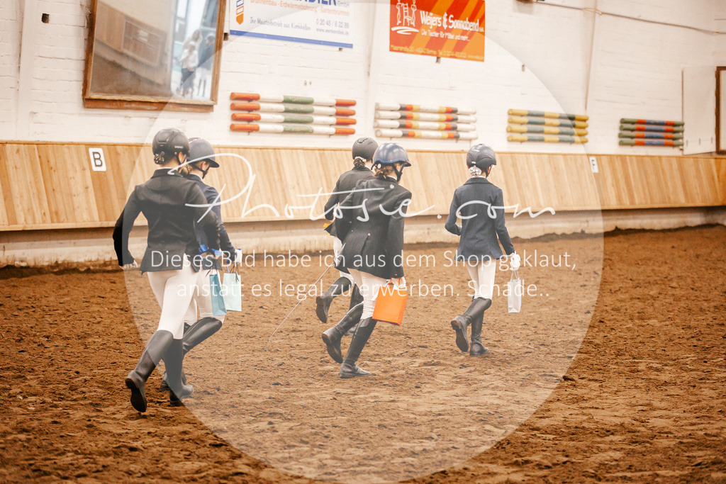 3I6A3467 | Stimmungsvolle Portraits und Reitsportfotografie im Ruhrgebiet und im Münsterland.

Pferdefotografie, Hundefotografie, Tierfotografie, Reportagen, Portraits von Tier und Mensch, Turnierfotografie in Bochum, Recklinghausen, Marl, Haltern am See, Dülmen.. - Realisiert mit Pictrs.com