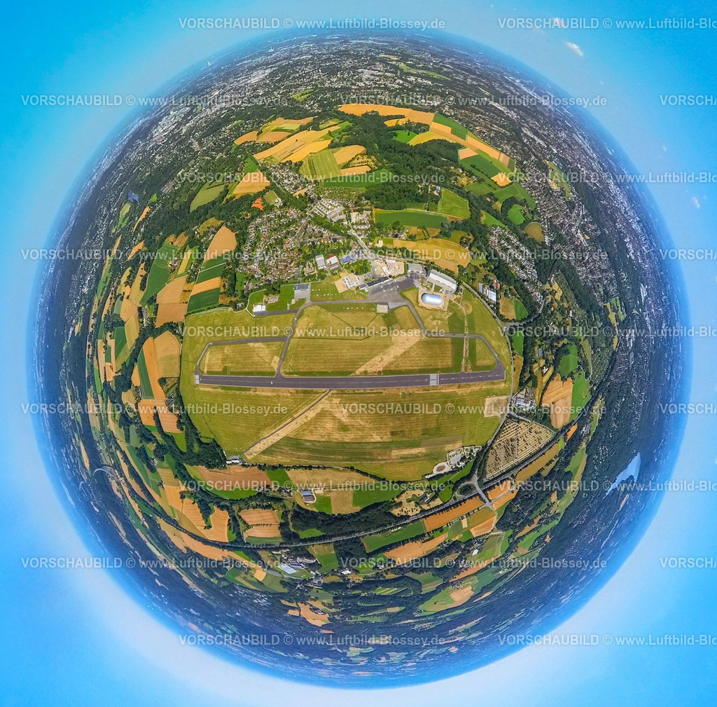 Muelheim230790009FlughafenEssenMuelheim-3 | Luftbild, Flughafen Essen/Mülheim, Startbahn und Landebahn, Zeppelinhalle, Erdkugel, Fisheye Aufnahme, Fischaugen Aufnahme, 360 Grad Aufnahme, tiny world, Holthausen - Südost, Mülheim an der Ruhr, Ruhrgebiet, Nordrhein-Westfalen, Deutschland