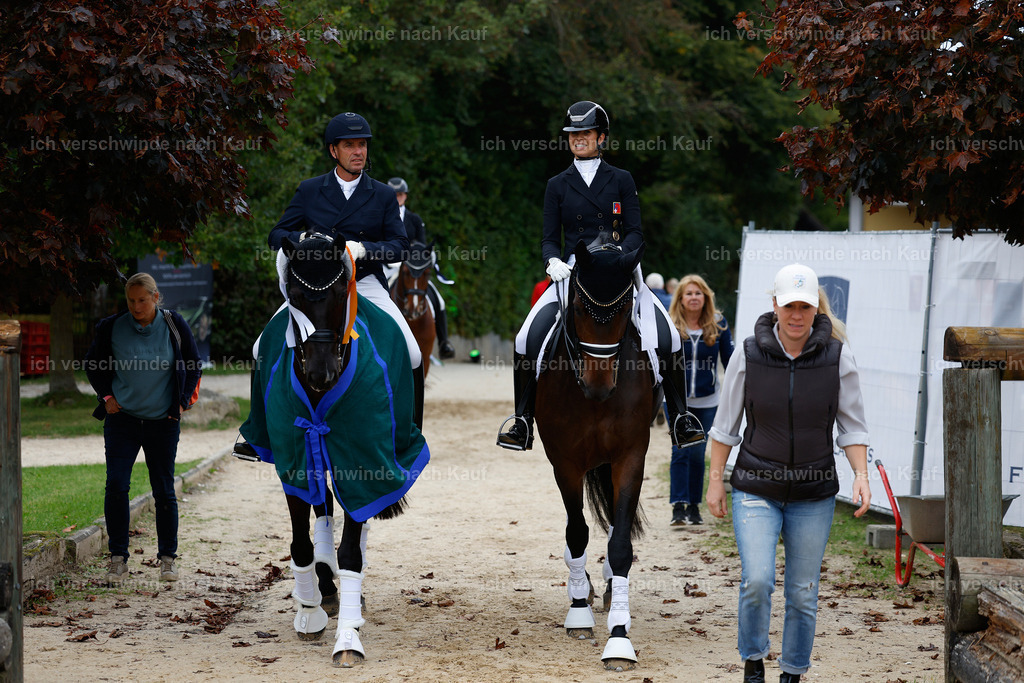 11-Siegerehrung-Dressur S___-StoibPH-817 | working equitationturnier fotograf videograf stoibphotography marixx film working equitation deutschland reitsport turnierfotografie eventfotografie equestrian events