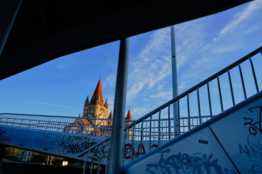 Franz von Assisi Kirche | Wien, Austria - May 24, 2019: Blick auf die Franz von Assisi Kirche. - Realisiert mit Pictrs.com