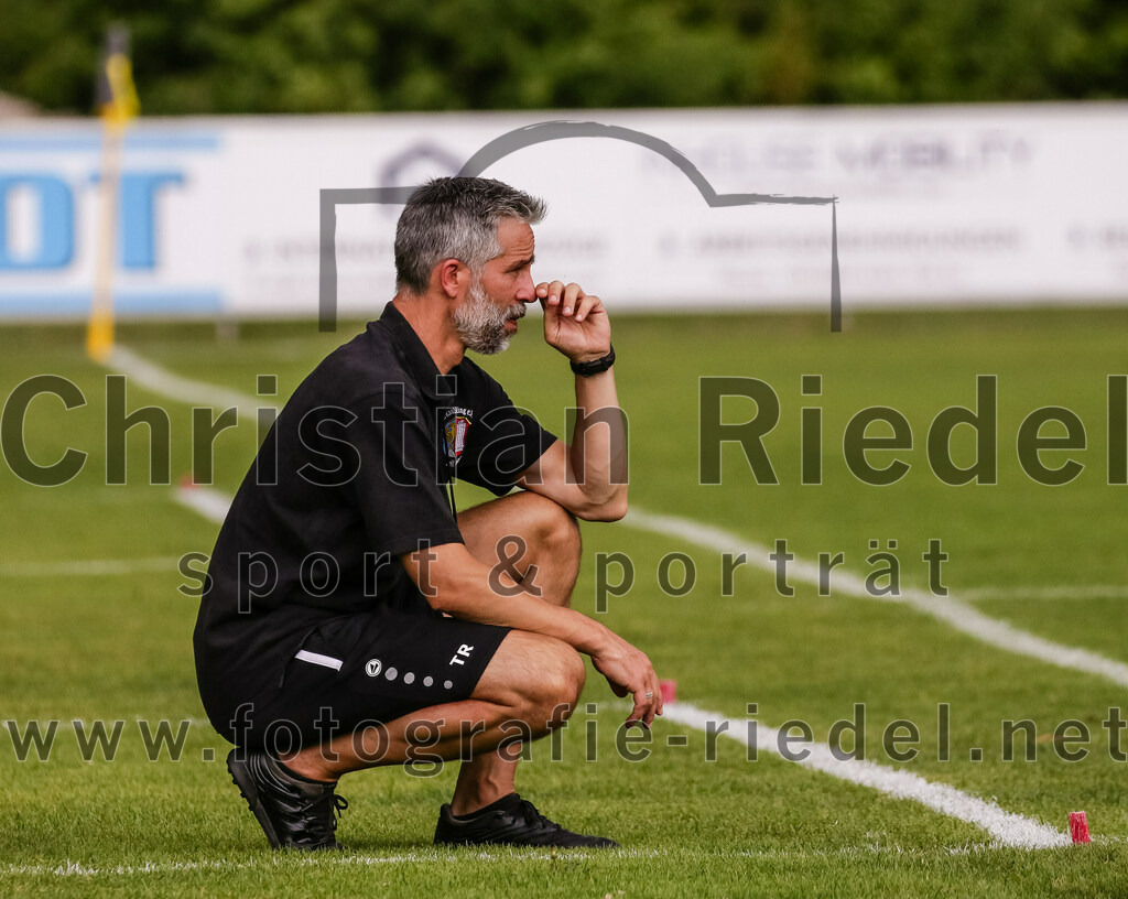 2023-07-29_027_FC_Moosinning_gegen_TuS_Raubling | Moosinning, Deutschland, 29.07.2023:
Fußball, Bezirksliga Oberbayern Ost 2023 / 2024, 1. Spieltag, FC Moosinning gegen TuS Raubling, Endergebnis: 0:7

Trainer Hannes Jenewein (TuS Raubling)

Foto: Christian Riedel / fotografie-riedel.net