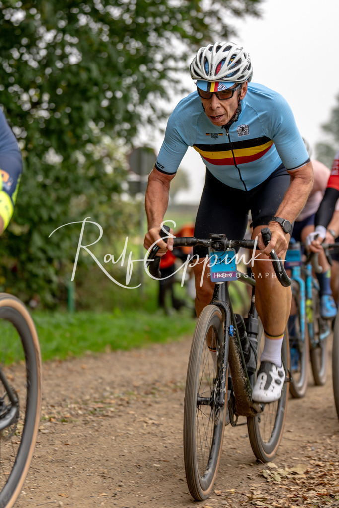 Ralf Eppink Photography 20251011_DSC00880 | Sportfotografie, Eventfotografie, Porträtfotografie, Radsport Fotograf, Triathlon Fotograf, Düsseldorf Fotograf, Köln Fotograf, Actionfotografie, Teamfotografie, Peoplefotografie, Business Portraits, Veranstaltungsfotografie, Reportagefotografie - Realisiert mit Pictrs.com
