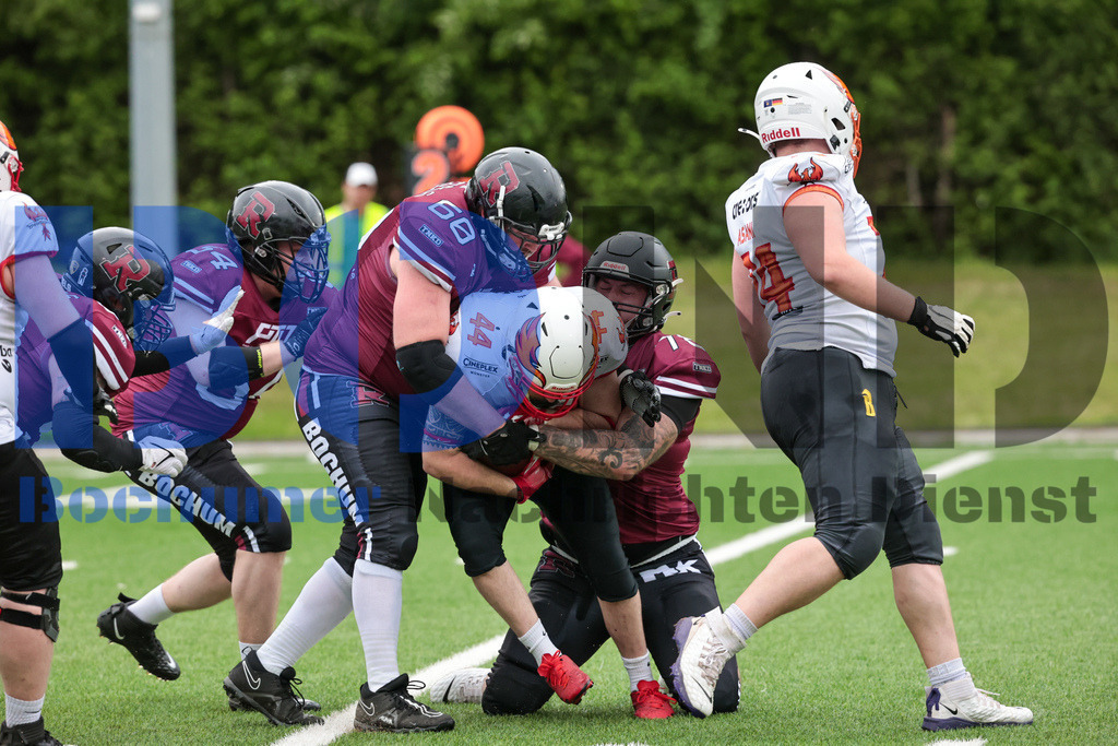 SES_BOCMUN20250503-31 | bond - Realisiert mit Pictrs.com