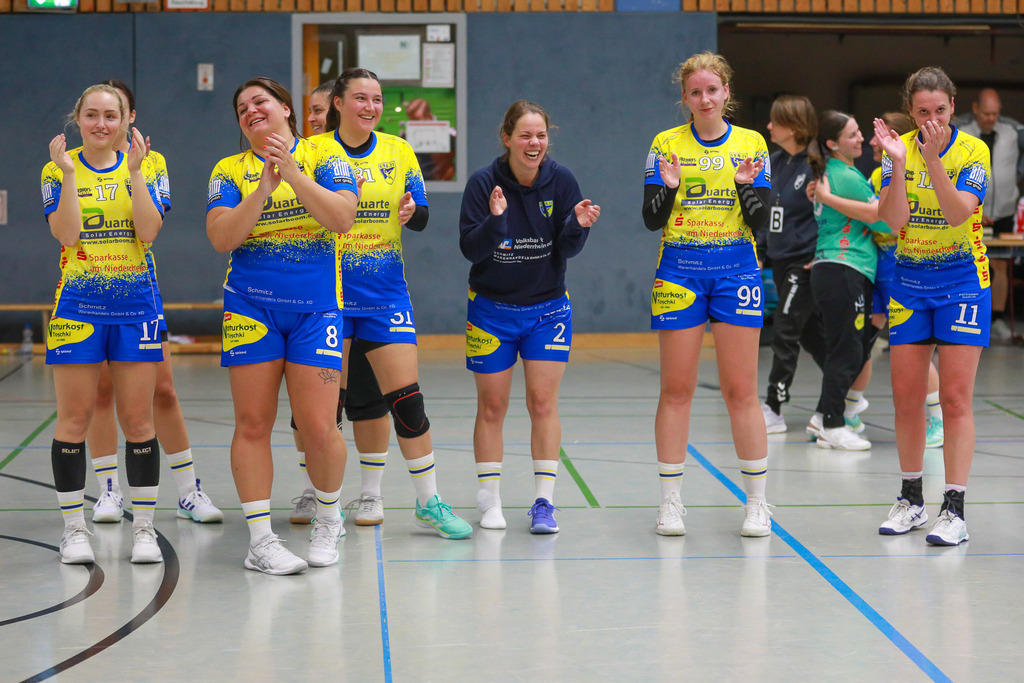 SVN_SvSchermbeck_051024_216 | Bildergalerie von Sport-Ereignissen aber auch von weiteren spannenden Dingen - nicht nur vom Niederrhein. In Anlehnung an den bekannten Spruch von Hanns Dieter Hüsch heißt das Motto: "Niederrhein ist überall".  - Realisiert mit Pictrs.com