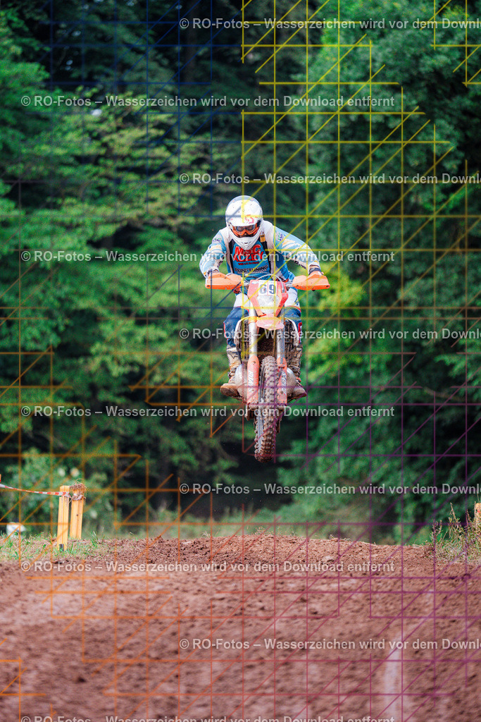 4 Lauf Schlüchtern IGE 2026-508 | Sportfotografie von RO-Fotos: Motorsport, Motocross, Enduro, Laufveranstaltungen und Triathlon. Professionelle Fotos von Sportlern und Events. - Realisiert mit Pictrs.com