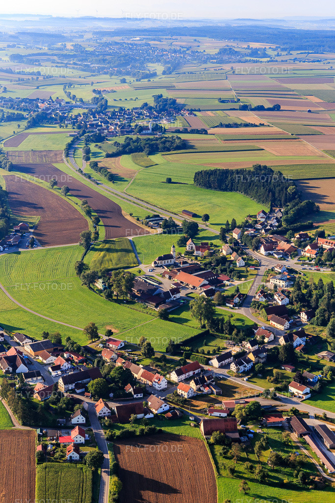 Luftbild: Ortsansicht von Norden im Ortsteil Göffingen in Unlingen im Bundesland Baden-Württemberg in Deutschland. Foto: IMG_129245.jpg vom 05.09.2021 durch Werner Riehm/FLY-FOTO.de