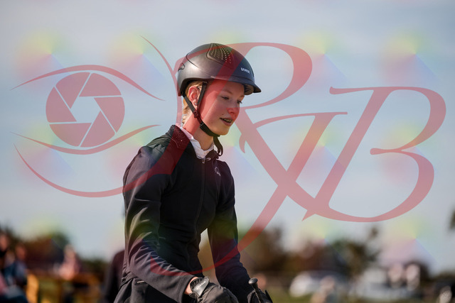 2026_10_03_Siefer-Hof_115837_Z63_32065462 | Professionelle Reitsport-, Turnier- und Eventfotografie von Robert Broda. Galerien mit ausgewählten und bearbeiteten Bildern direkt online ansehen und bestellen.